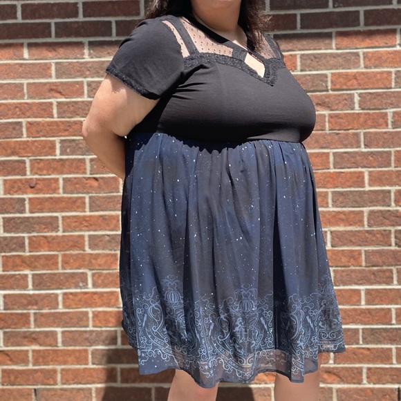 Harry Potter Hogwarts crest dress - Picture 5 of 15